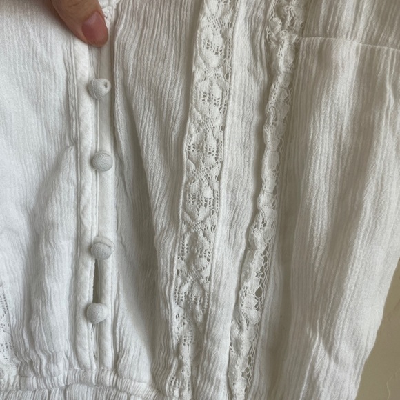 Abercrombie & Fitch Gauzy White Romper Crochet Lace Button Front Size Small - Picture 6 of 9